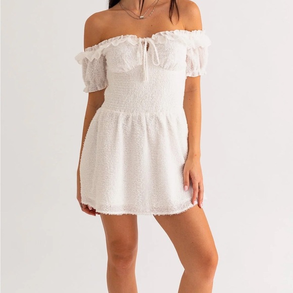 NWTS Le Lis White Boho "Carolina" Mini Dress XS Off The Shoulder - Picture 6 of 13